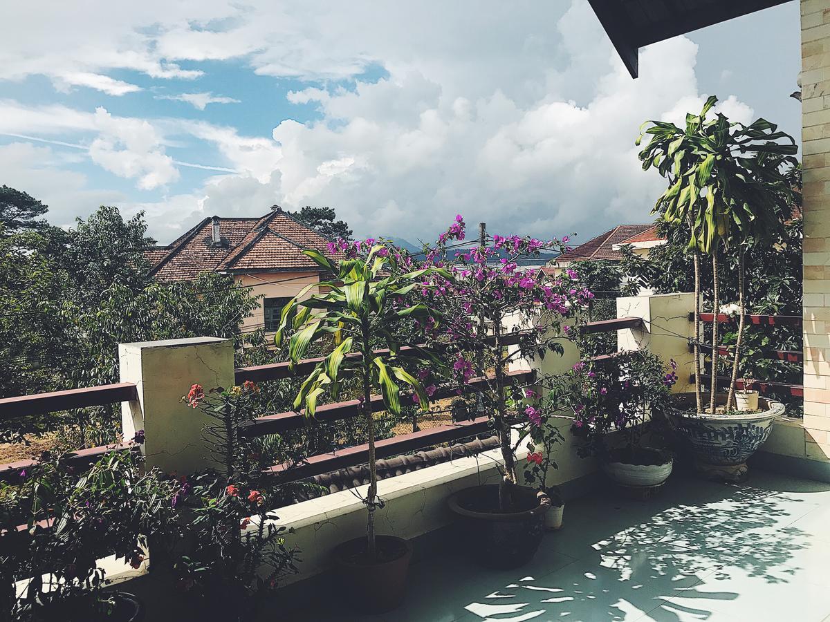 The Balcony Bnb Далат Екстер'єр фото